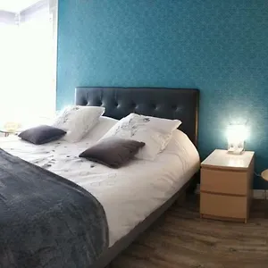 Appartement Lesclésdubonheur, 47m2-terrasse Privative&parking-rer B Tgv 10min-orly 20min By B4w, Massy (Essonne)